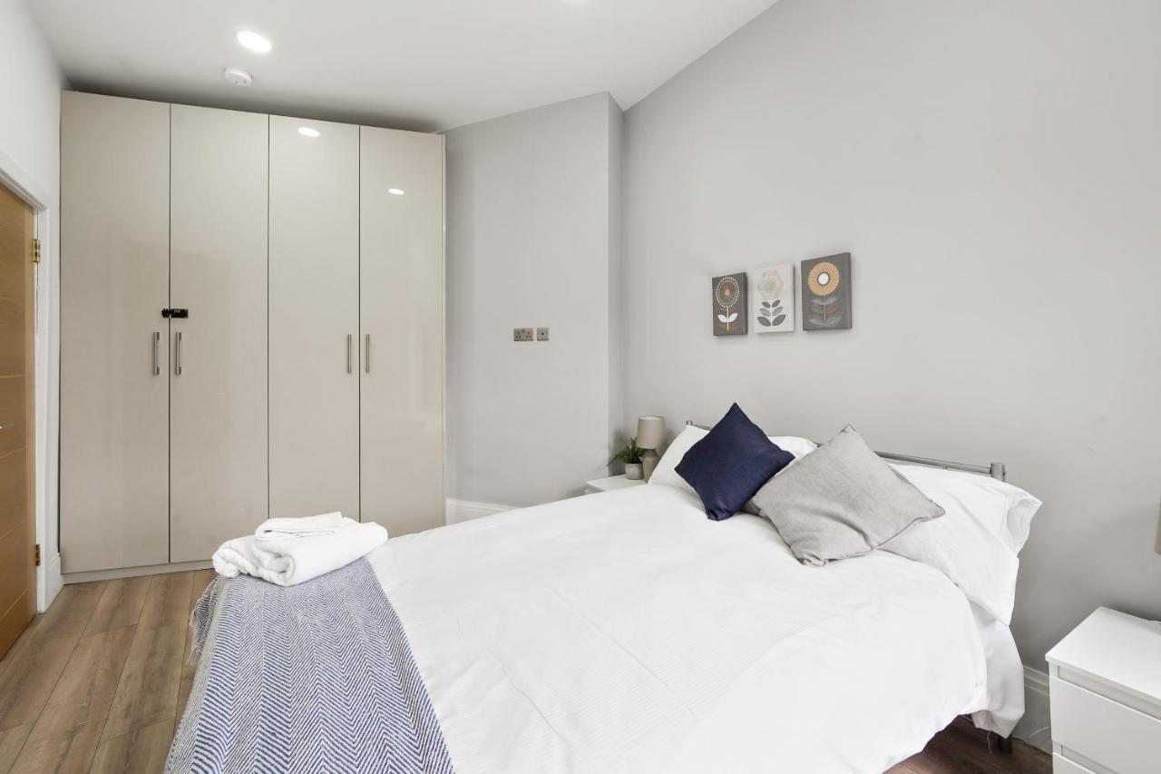 3Br Duplex Penthouse Harrow Centre Apartment Luaran gambar