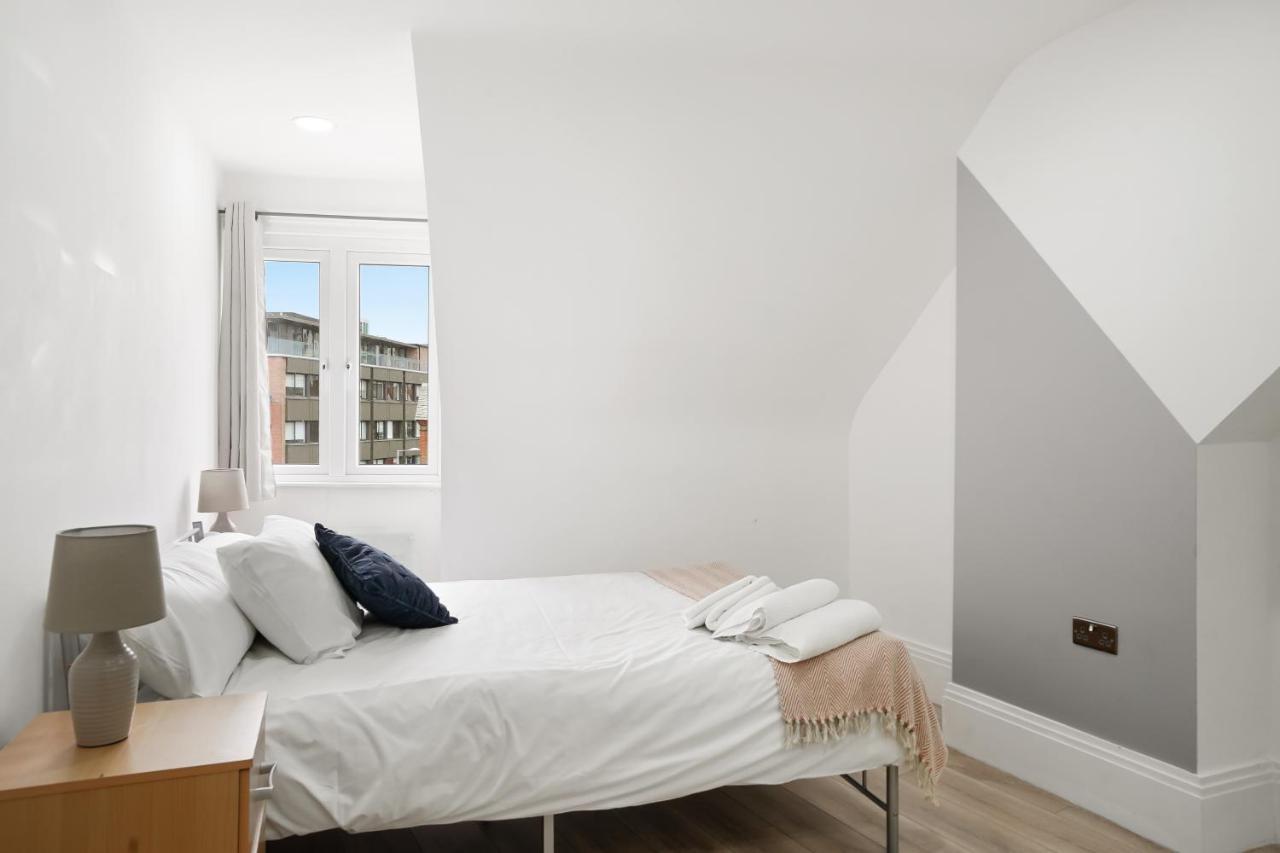 3Br Duplex Penthouse Harrow Centre Apartment Luaran gambar