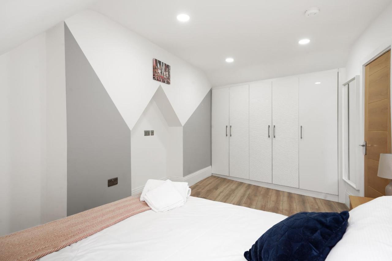3Br Duplex Penthouse Harrow Centre Apartment Luaran gambar